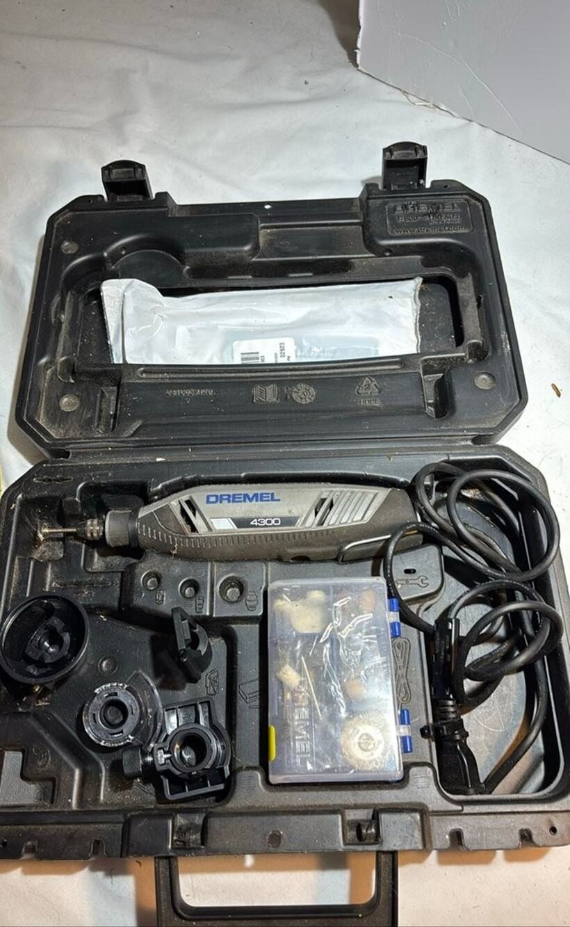 Dremel 4300 Rotary Tool Kit with Accessories Tested And Works